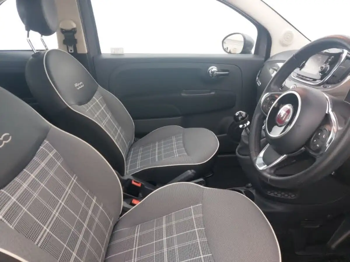 2017-fiat-500-12-lounge-big-10