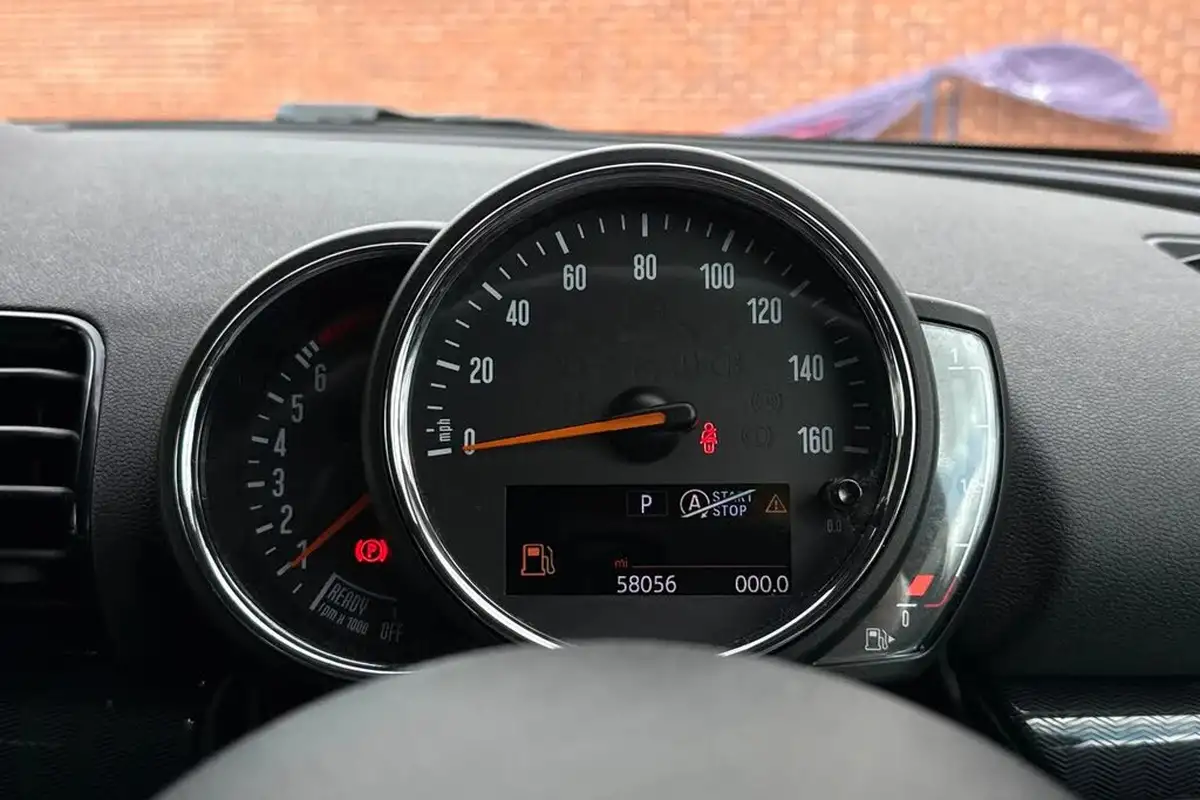 2018-mini-clubman-15-cooper-auto-big-31