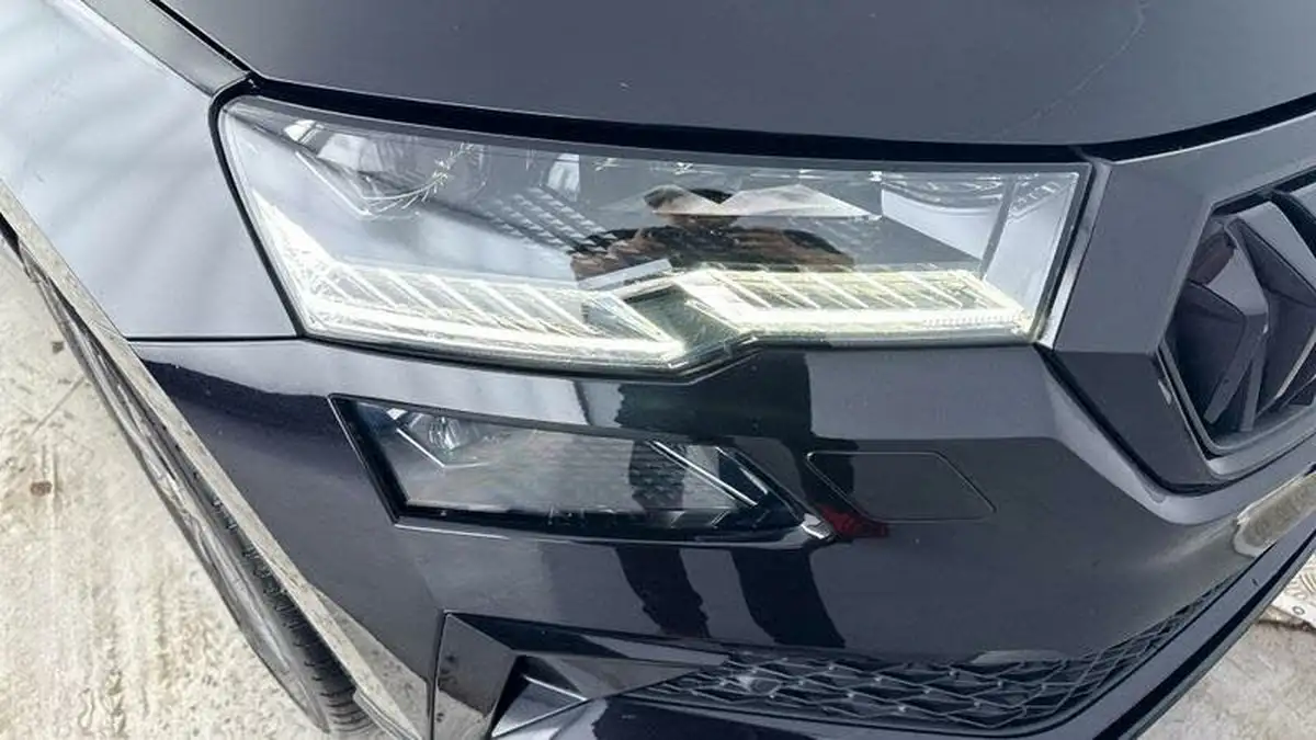 2022-skoda-karoq-15-tsi-sportline-big-39