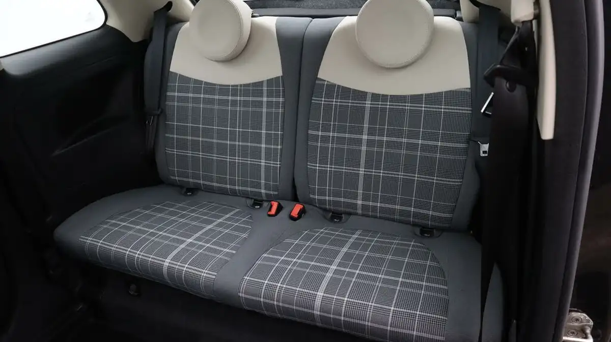 2018-fiat-500-12-lounge-big-16