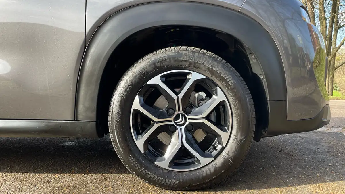 2023-citroen-c3-aircross-12-puretech-plus-110ps-big-16
