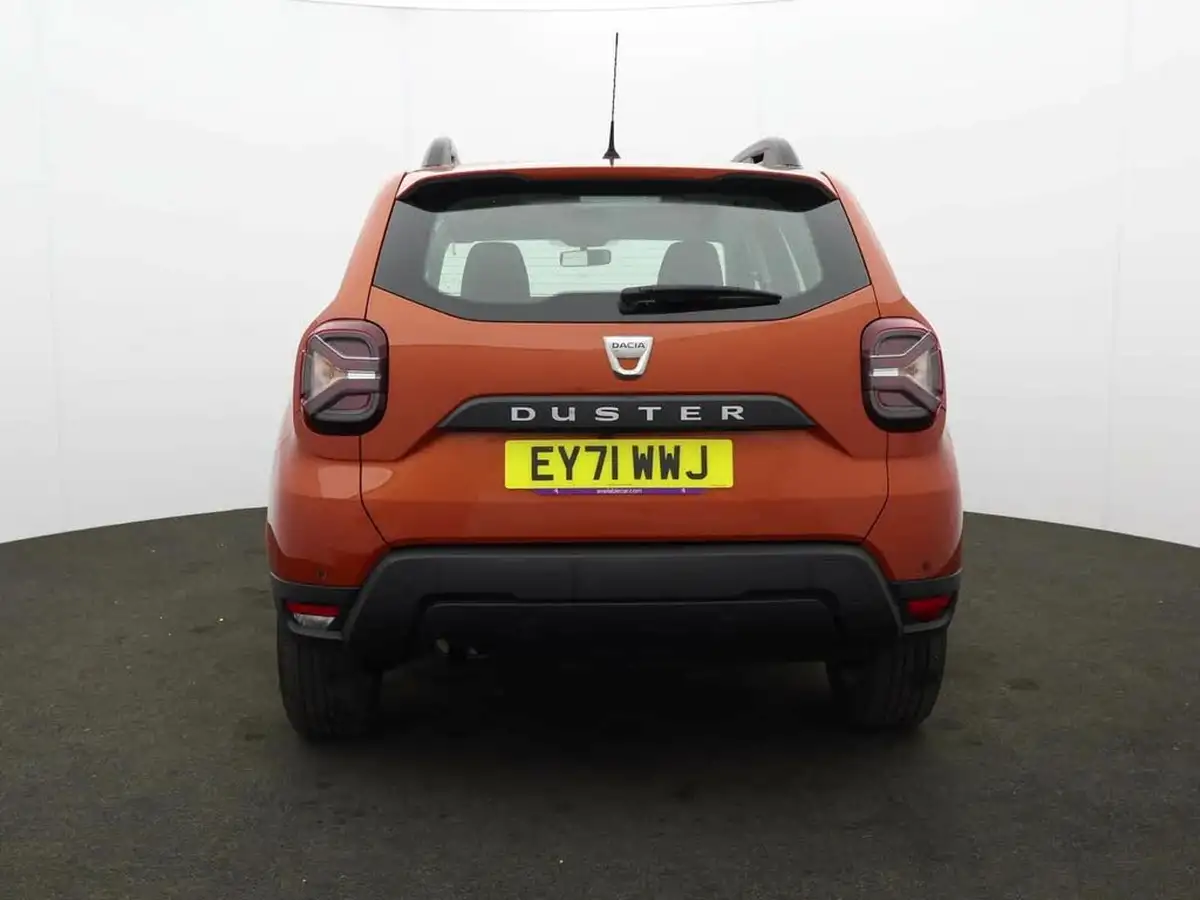 2021-dacia-duster-15dci-comfort-115bhp-blue-station-wagon-5d-big-2
