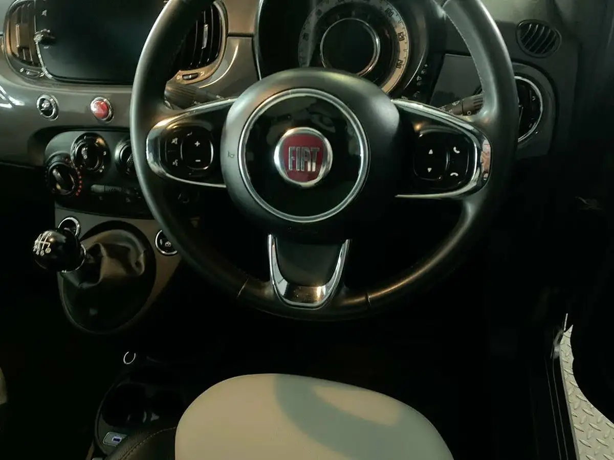 2021-fiat-500-10-dolcevita-big-15