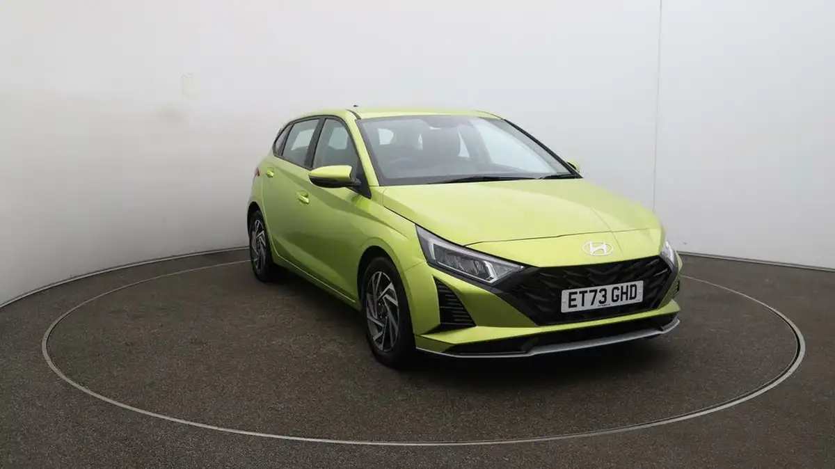 2024-hyundai-i20-10-t-gdi-advance-big-34