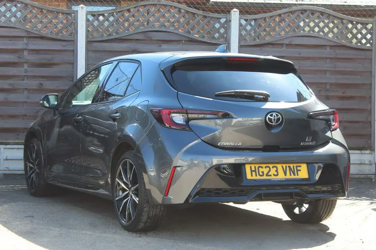 2023-toyota-corolla-20-vvt-i-gr-sport-193bhp-hatchback-big-8