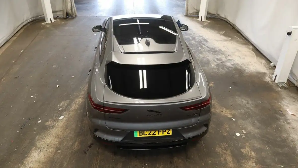 2022-jaguar-i-pace-ev400-black-big-11