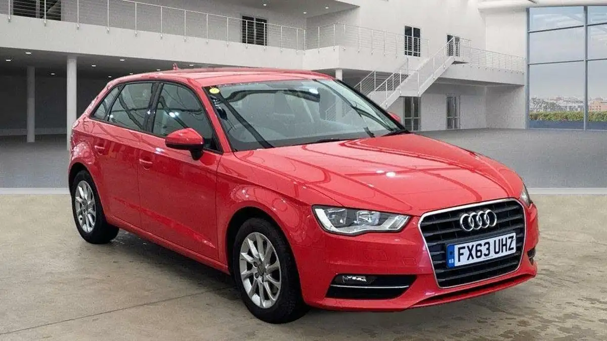 2013-audi-a3-16td-se-sportback-5d-big-0