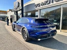 2022-porsche-taycan-e-4s-cross-turismo-small-7