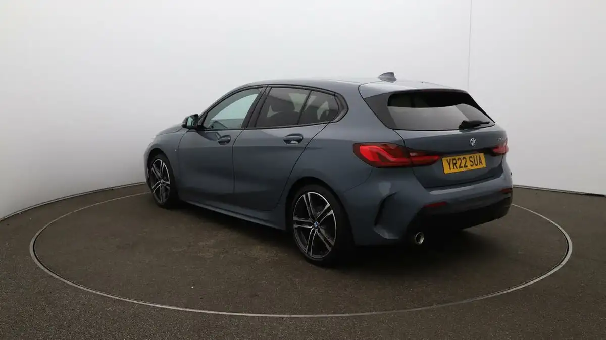 2022-bmw-1-series-15-118i-m-sport-lcp-dct-big-55