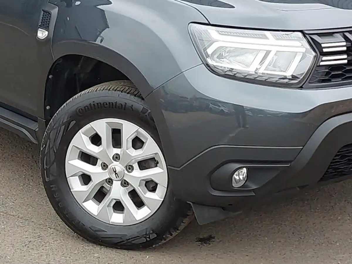 2023-dacia-duster-13-tce-expression-130bhp-station-wagon-5d-big-8