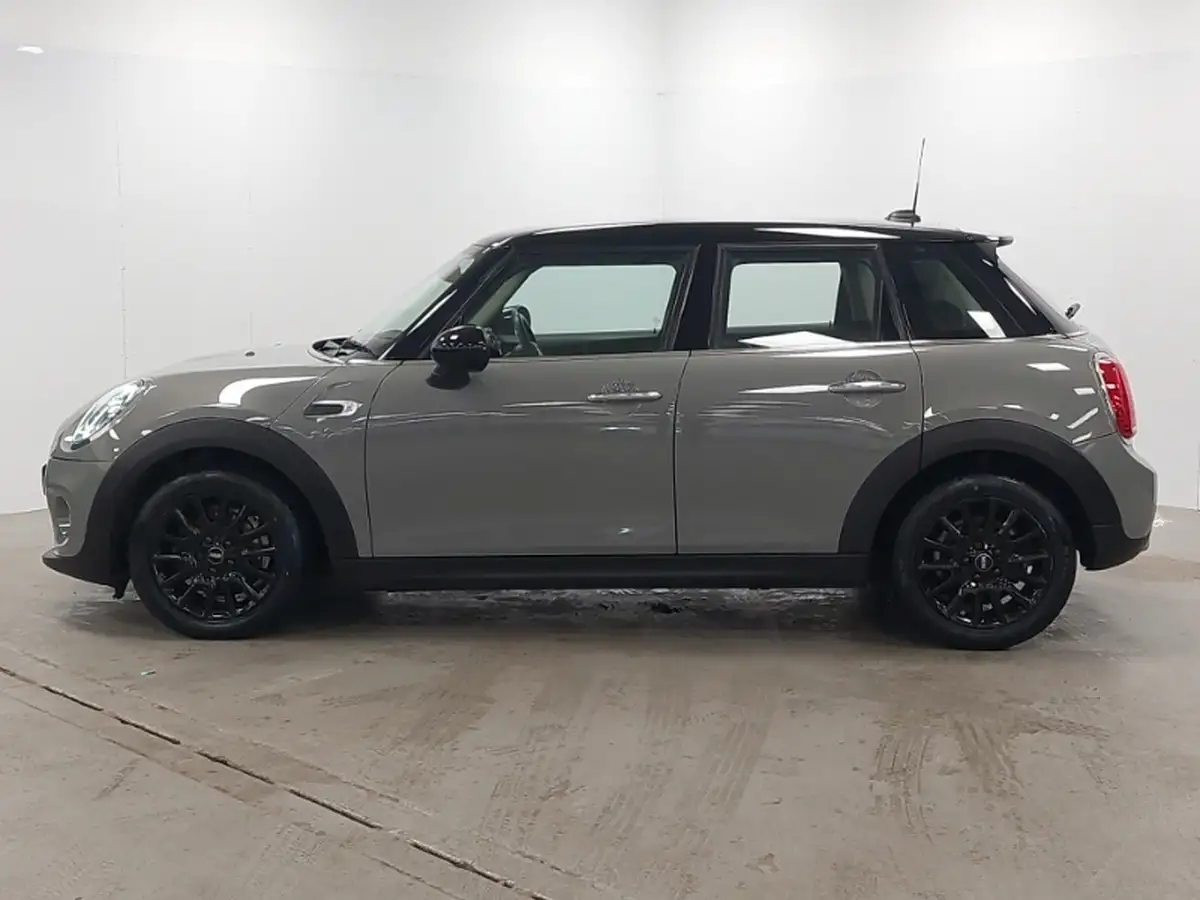 2018-mini-cooper-15-cooper-classic-ss-hatchback-5d-big-3