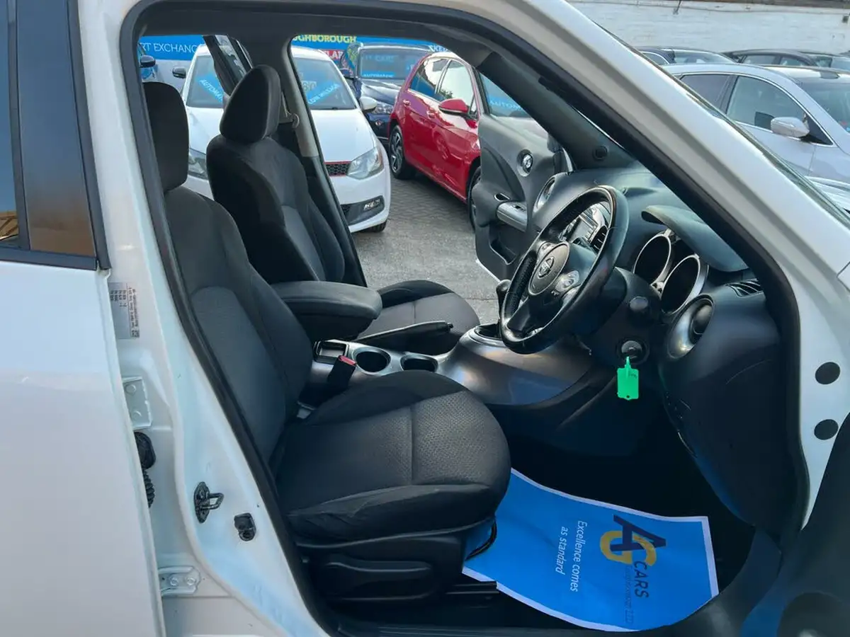 2011-nissan-juke-16-acenta-premium-16v-1598cc-big-30