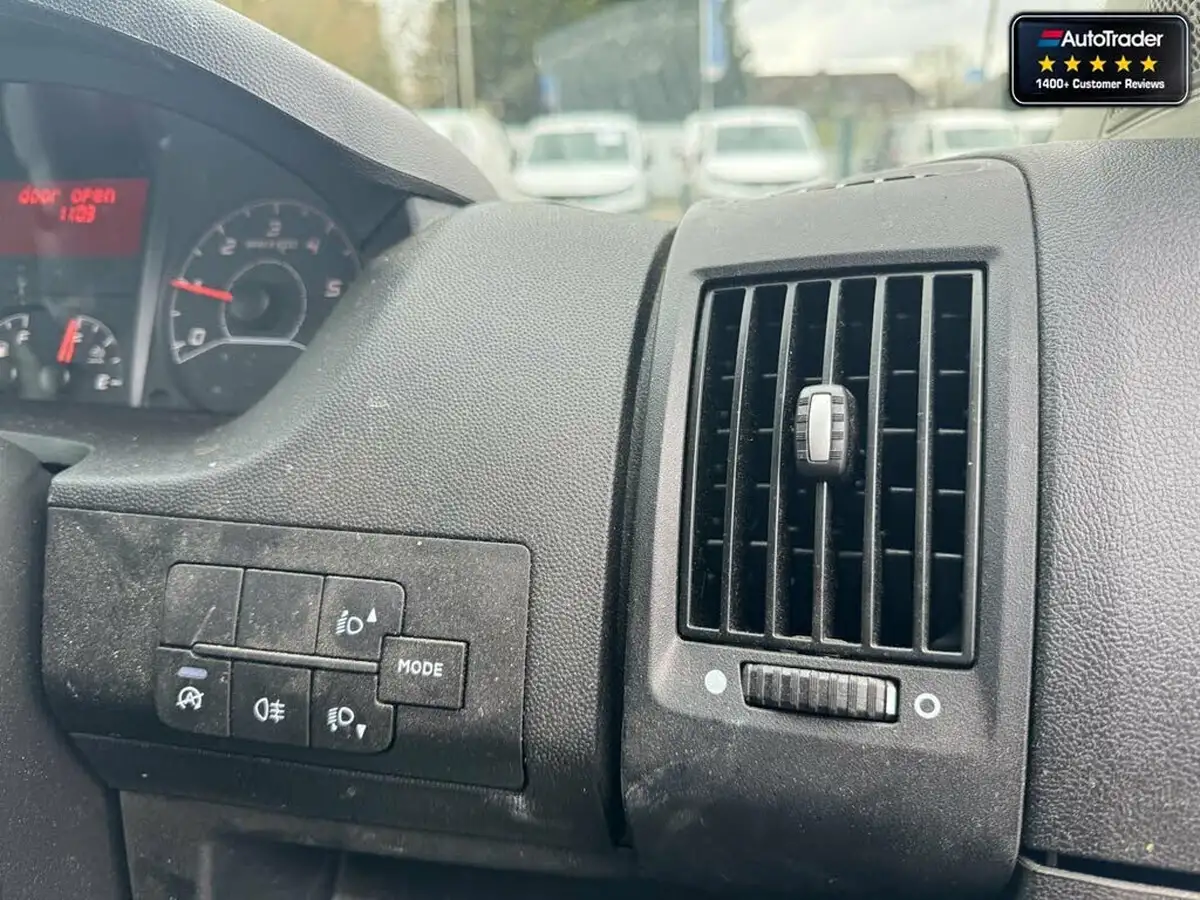 2024-citroen-relay-22bluehdi-35-l3h2-enterprise-edition-panel-big-18