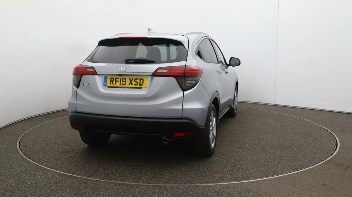 2019-honda-hr-v-15-i-vtec-ex-big-23