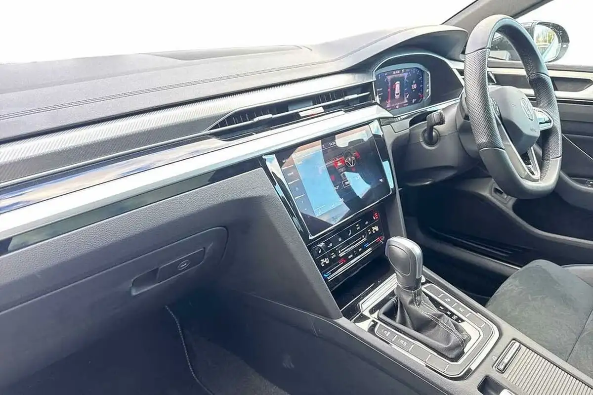 2023-volkswagen-arteon-20tdi-r-line-200ps-4motion-shooting-brake-big-1