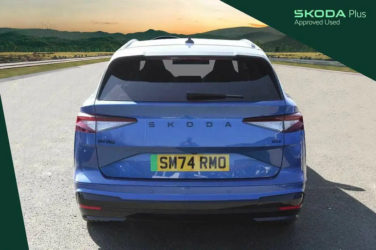 2024-skoda-enyaq-big-9