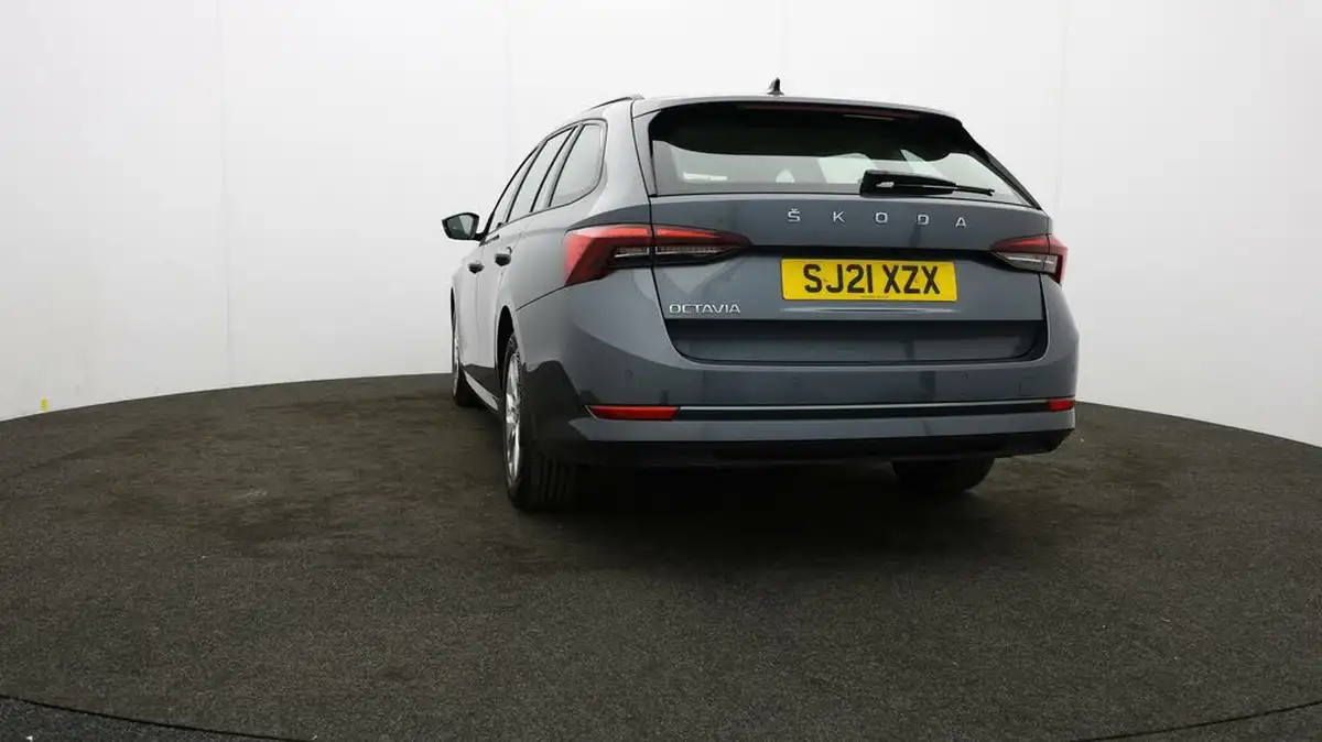 2021-skoda-octavia-10-tsi-se-technology-estate-big-72