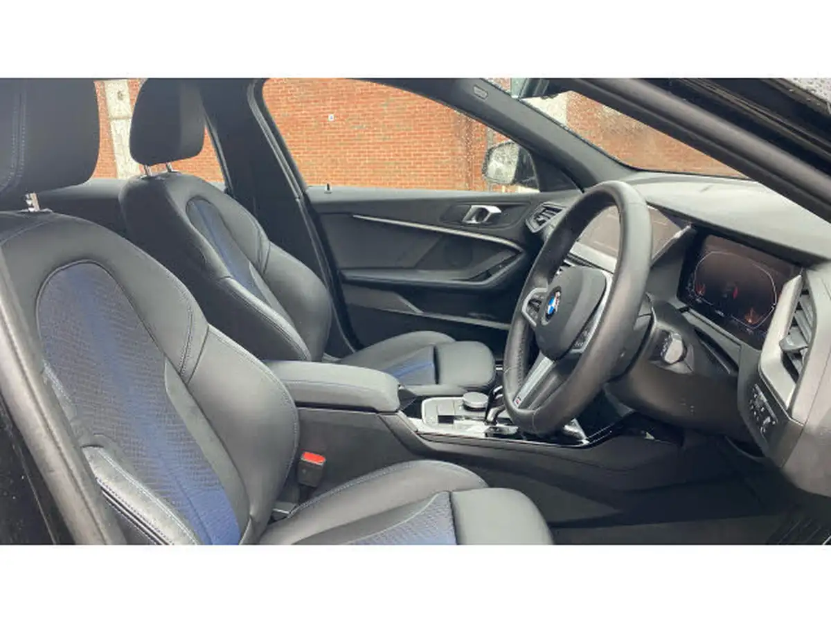 2024-bmw-1-series-15-118i-m-sport-lcp-dct-big-10