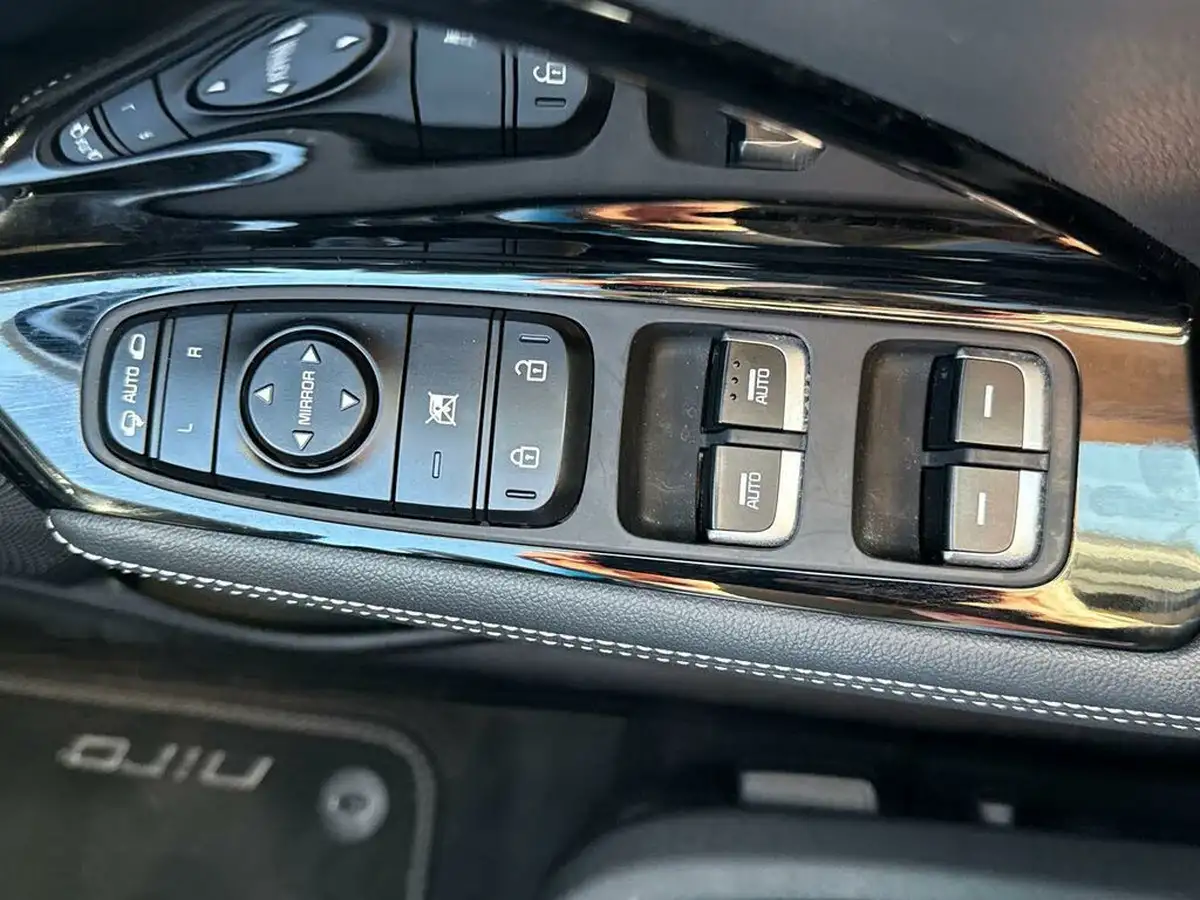 2020-kia-e-niro-ev-4-big-28