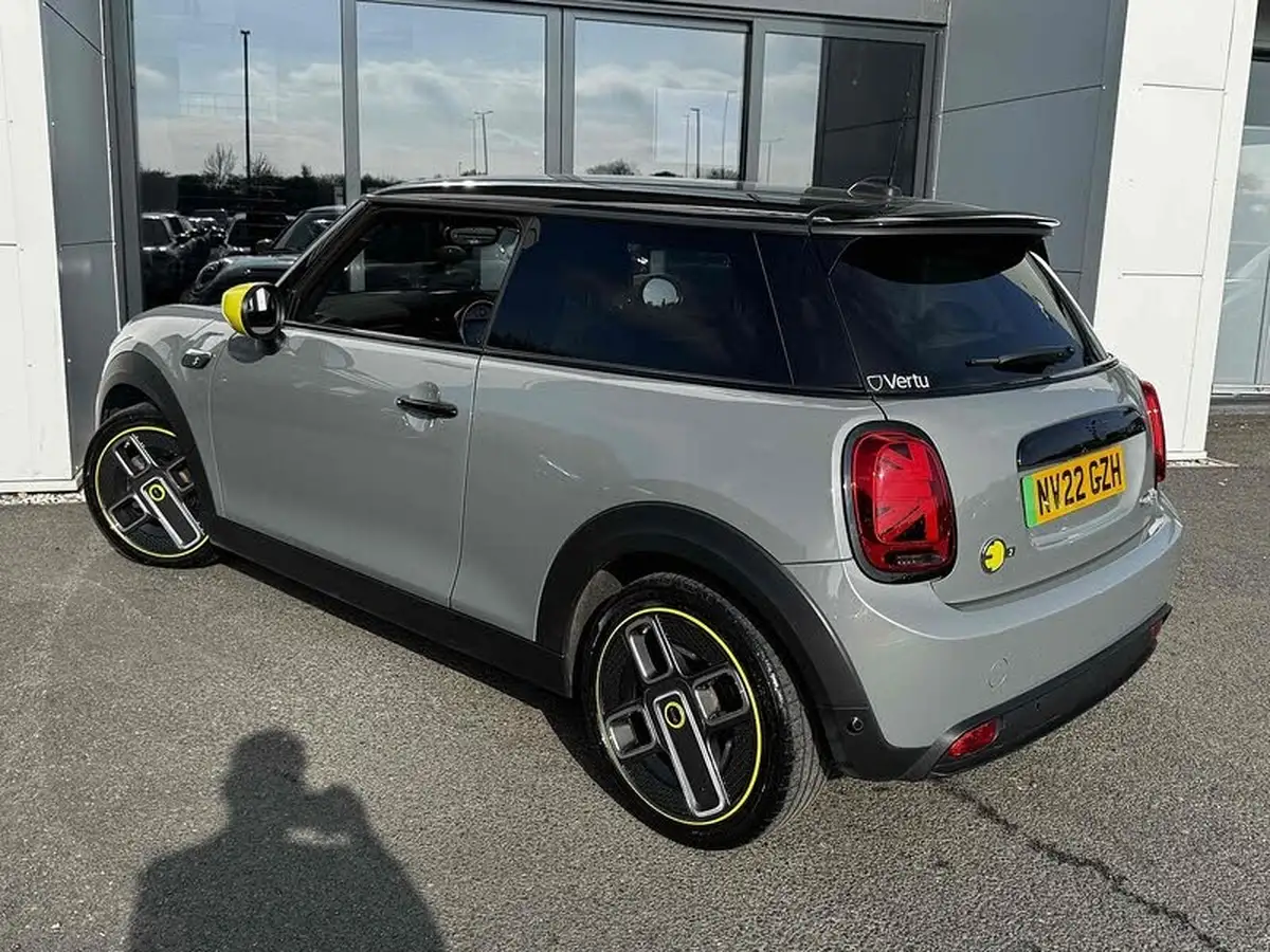 2022-mini-cooper-e-cooper-s-2-big-11