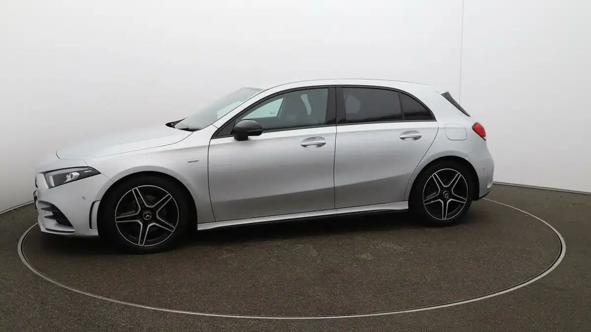 2022-mercedes-benz-a-class-13-a200-amg-line-executive-edition-hatchback-5d-7g-dct-big-58