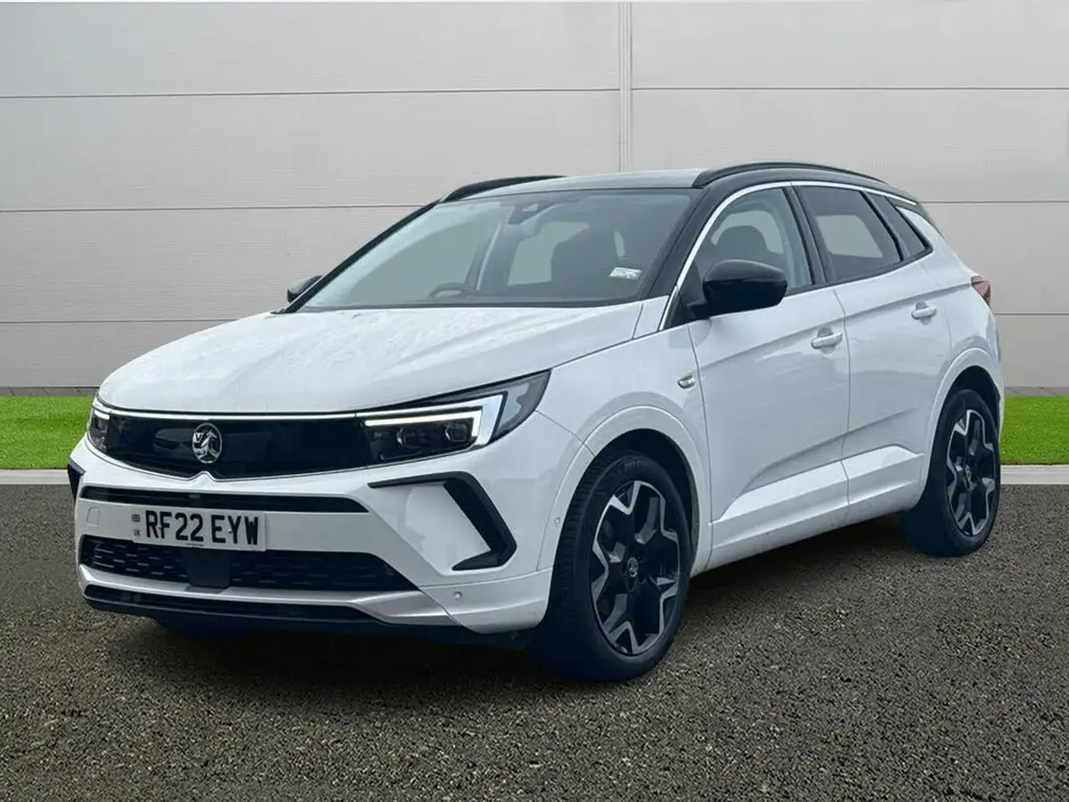 2022-vauxhall-grandland-12-elite-big-2
