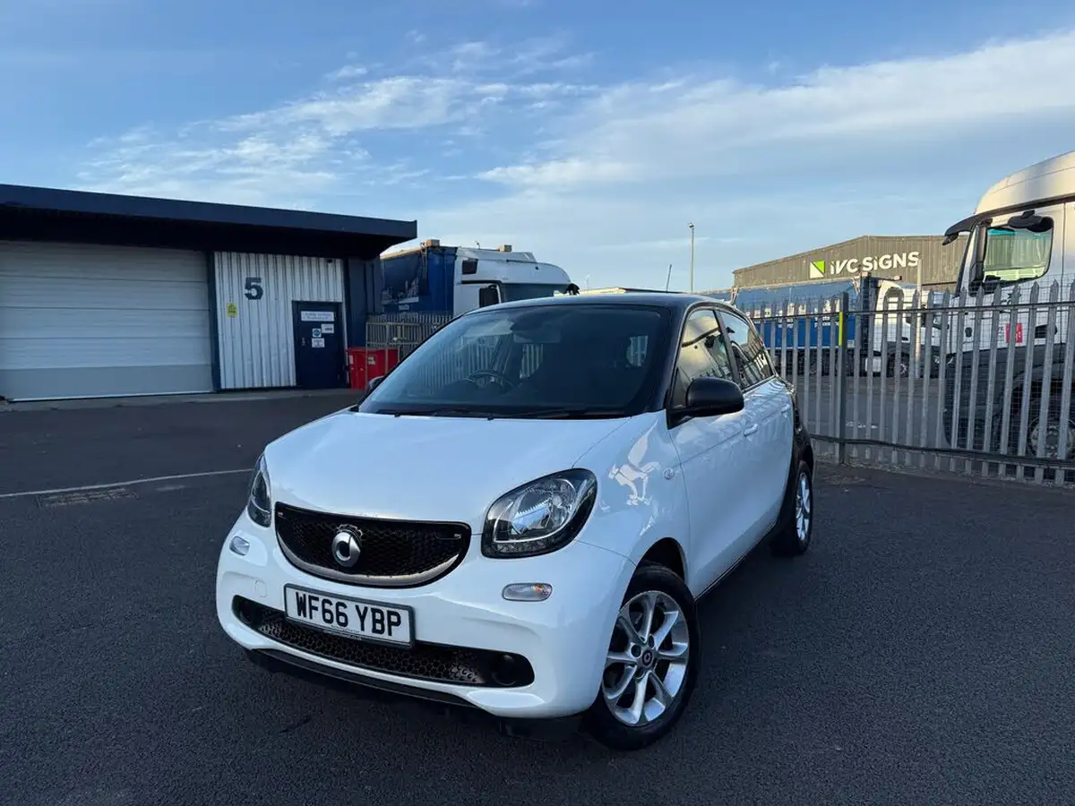 2016-smart-forfour-10-passion-71bhp-ss-big-2
