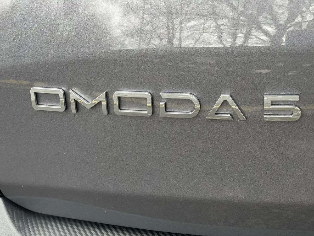 2024-omoda-5-16-t-gdi-noble-big-7