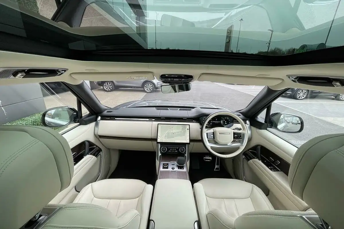 2023-land-rover-range-rover-30-p440e-autobiography-big-3