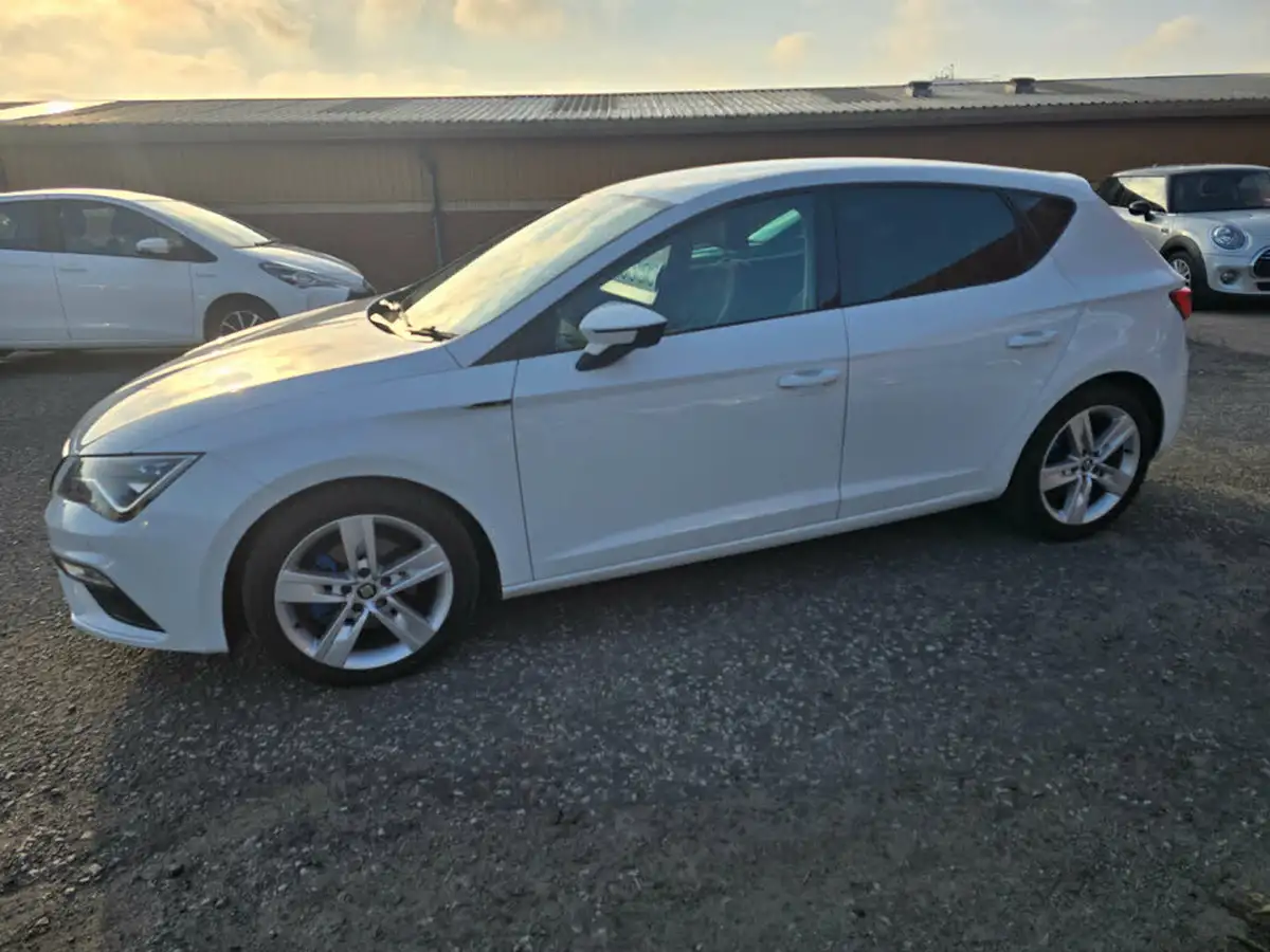 2019-seat-leon-15-tsi-evo-fr-black-edition-150ps-hatchback-big-27