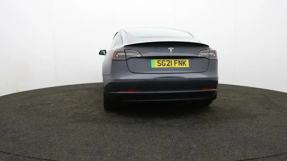 2021-tesla-model-3-e-long-range-4x4-big-36
