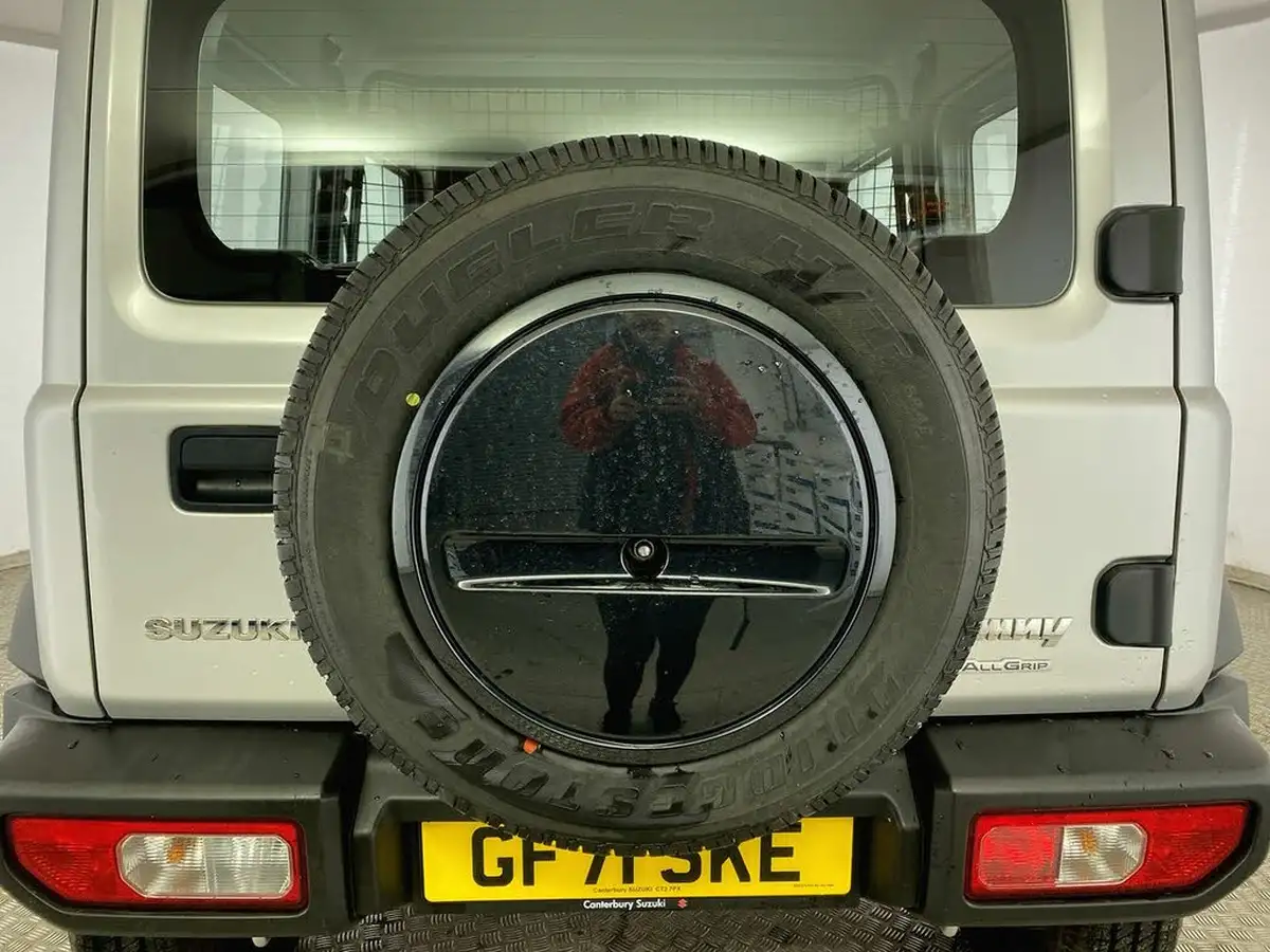 2021-suzuki-jimny-15-light-commercial-allgrip-big-26