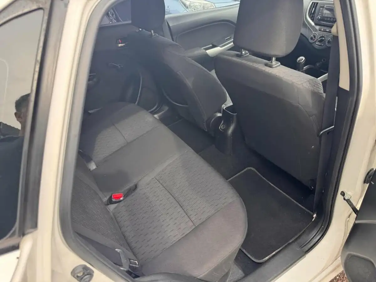 2017-suzuki-baleno-12-dualjet-sz3-big-9