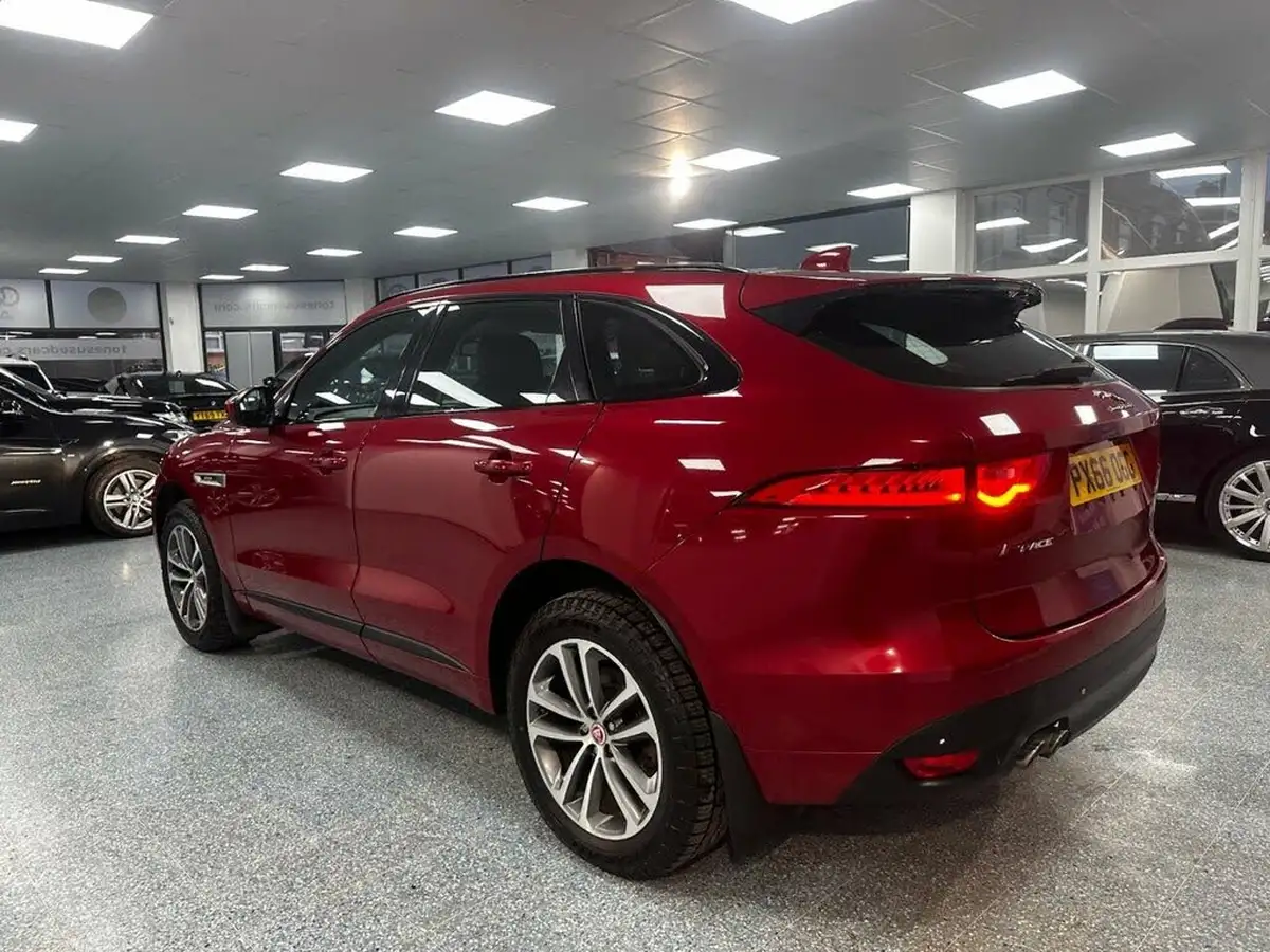 2016-jaguar-f-pace-20-i4d-r-sport-awd-auto-big-15