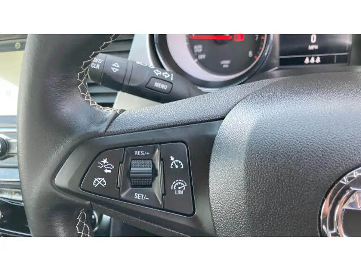 2021-vauxhall-astra-12-turbo-sri-nav-145ps-hatchback-big-23