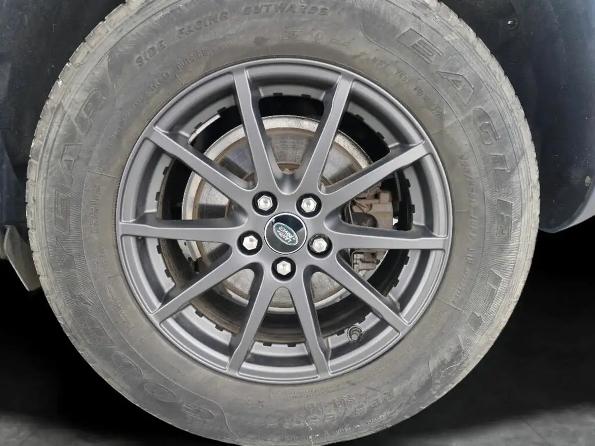 2022-land-rover-range-rover-evoque-20-d165-evoque-big-10