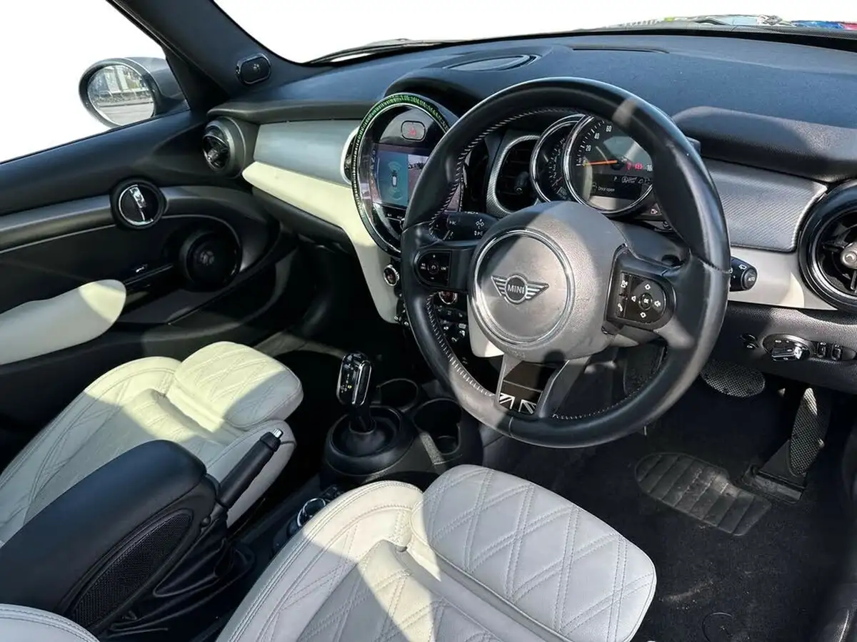 2022-mini-cooper-15-cooper-exclusive-premium-hatchback-5d-auto-big-9