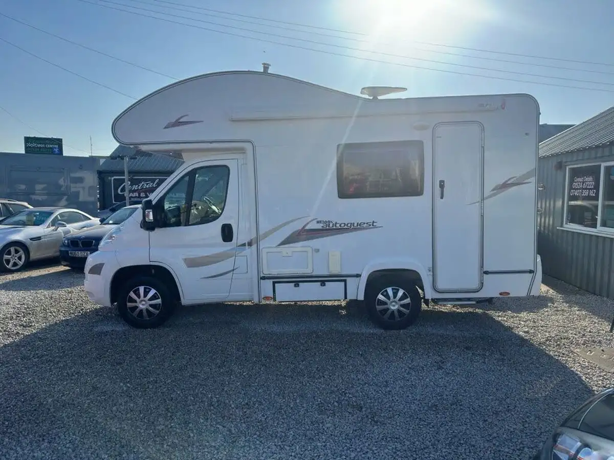 2010-peugeot-boxer-22td-330-swb-100-chassis-cab-big-22