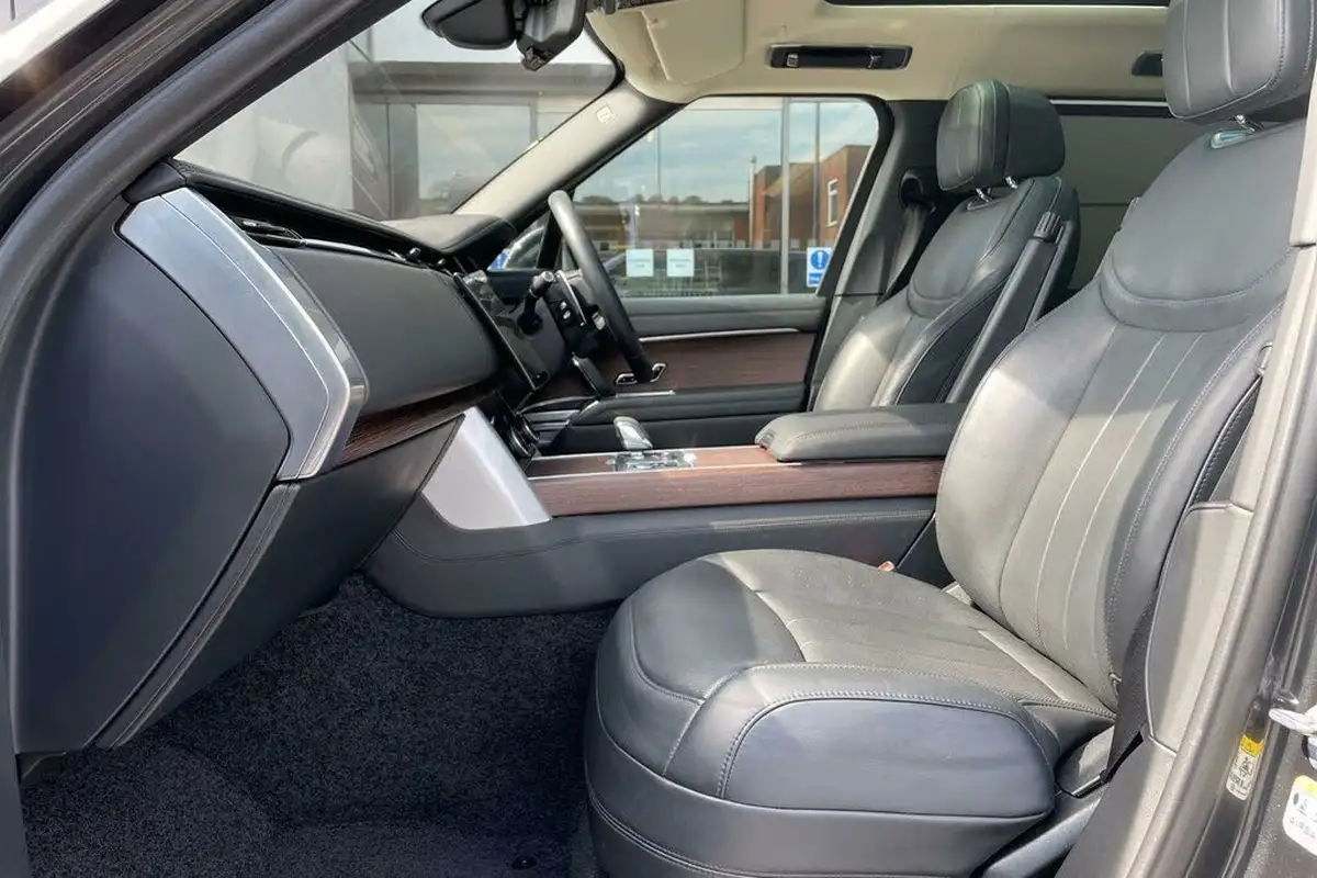 2022-land-rover-range-rover-44-p530-autobiography-lwb-big-46