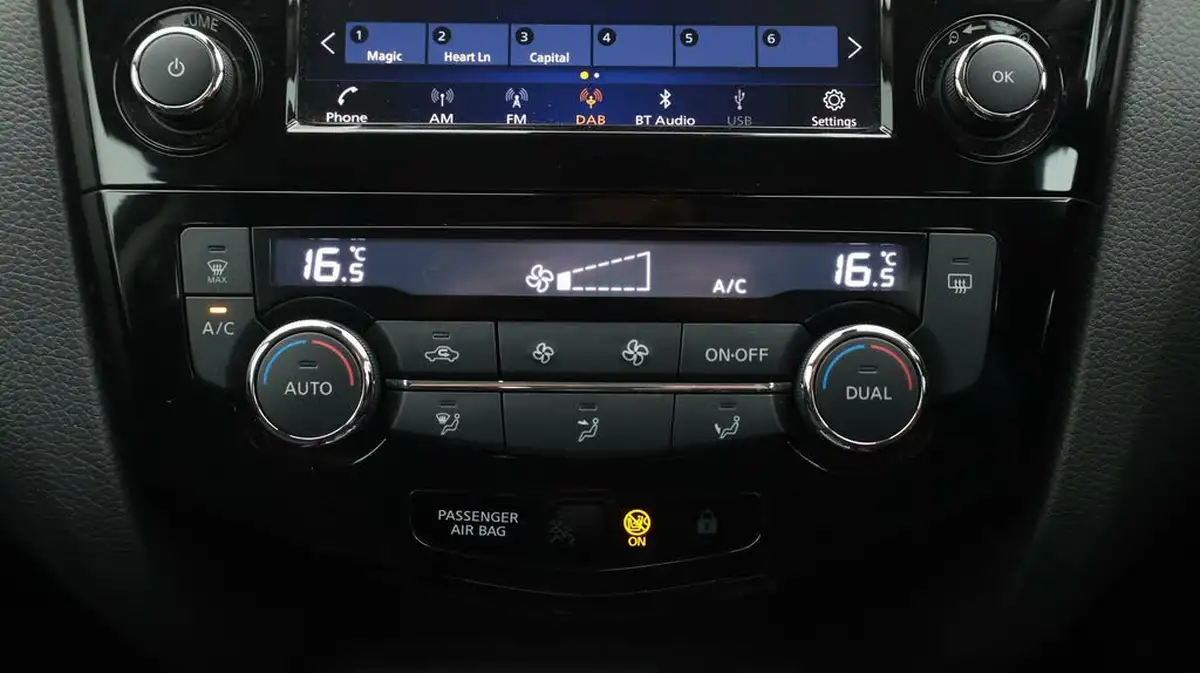 2020-nissan-qashqai-13-dig-t-acenta-premium-160ps-auto-big-12