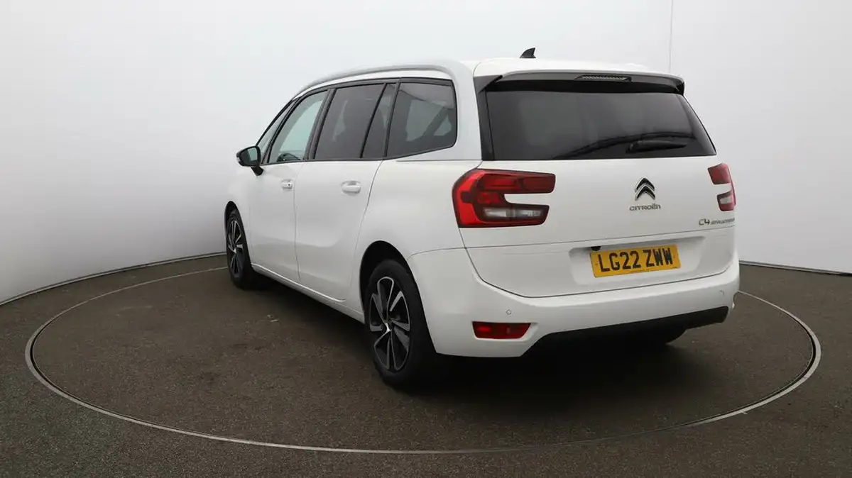 2022-citroen-grand-c4-spacetourer-12-puretech-sense-eat8-big-54