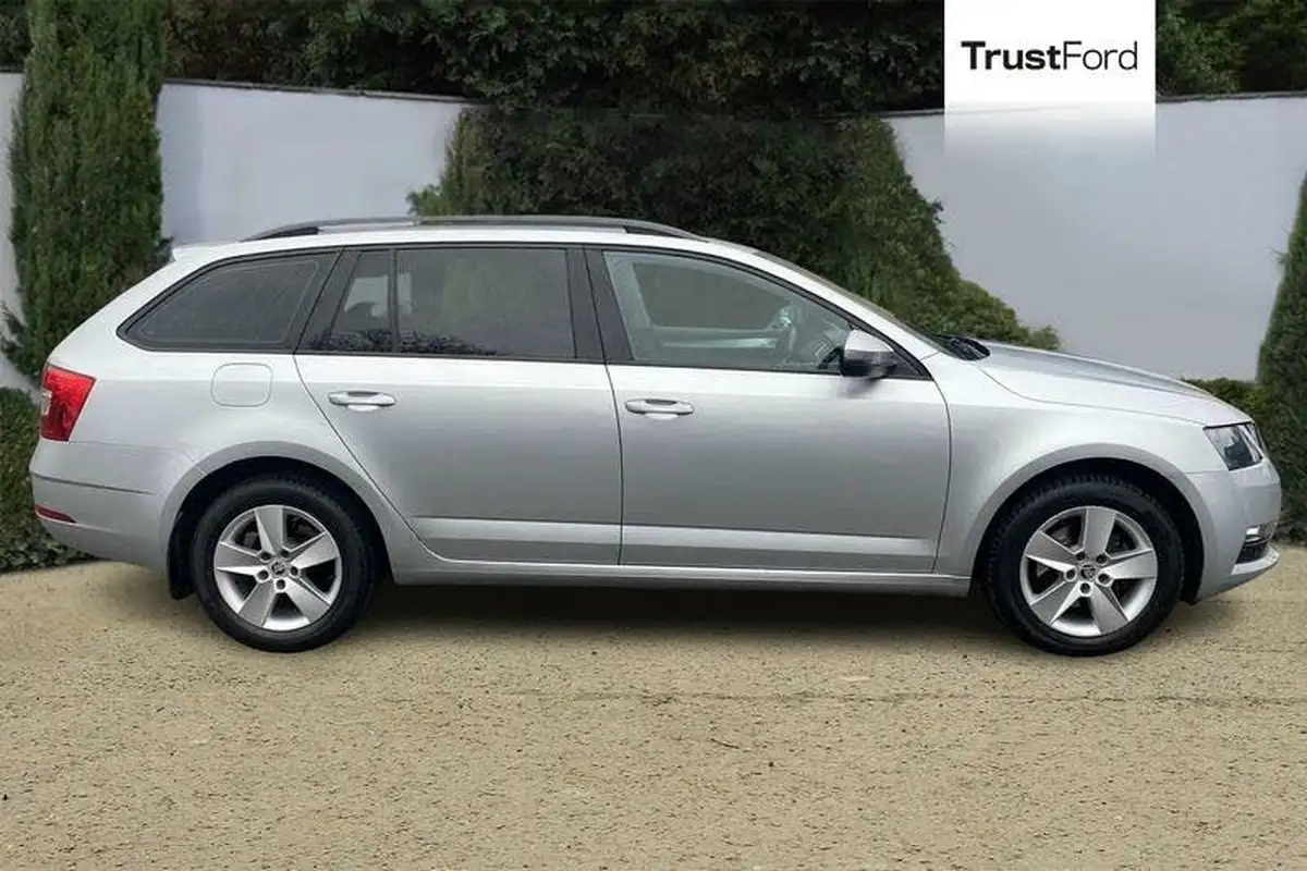 2017-skoda-octavia-14-tsi-se-estate-dsg-big-2