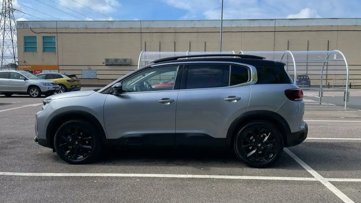 2024-citroen-c5-aircross-16-puretech-e-series-big-5