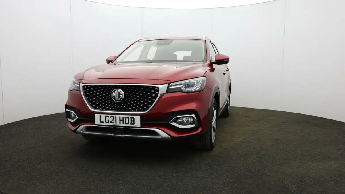 2021-mg-hs-15t-gdi-exclusive-162ps-big-32