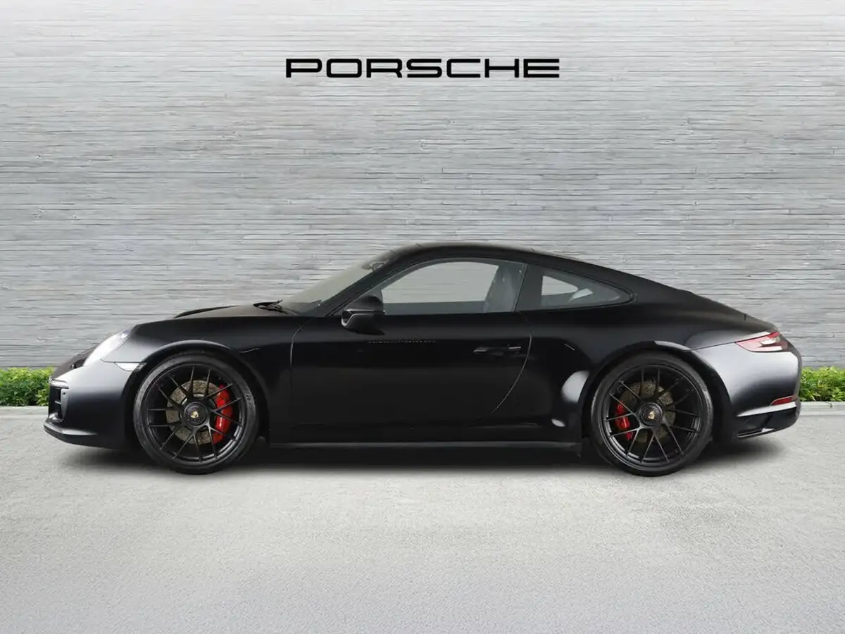 2019-porsche-911-30-carrera-4-gts-coupe-big-4