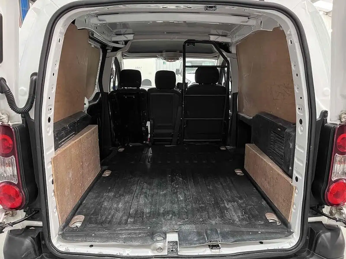 2016-citroen-berlingo-16td-l1625-enterprise-special-edition-16bluehdi-75eu6-panel-big-9