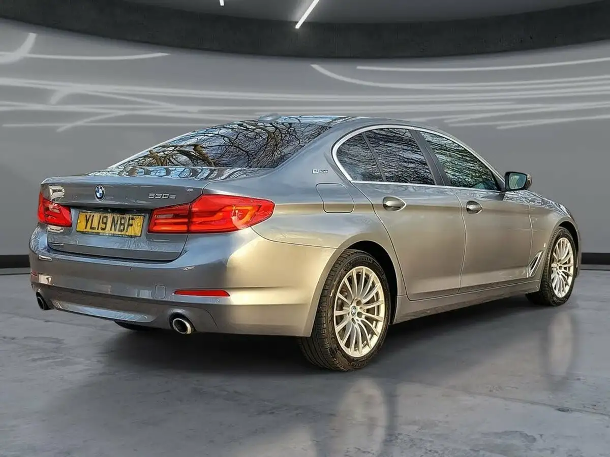 2019-bmw-5-series-20-530e-se-auto-big-7
