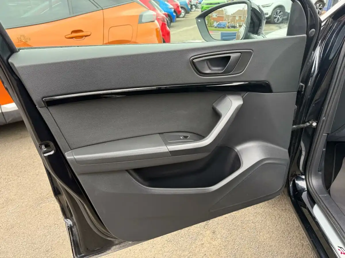 2020-seat-ateca-20-tsi-fr-black-edition-big-31