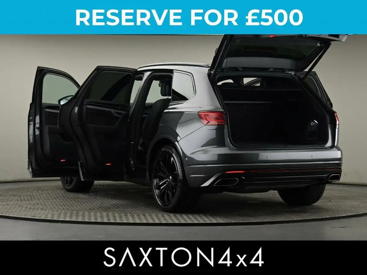 2022-volkswagen-touareg-30tsi-black-edition-big-10