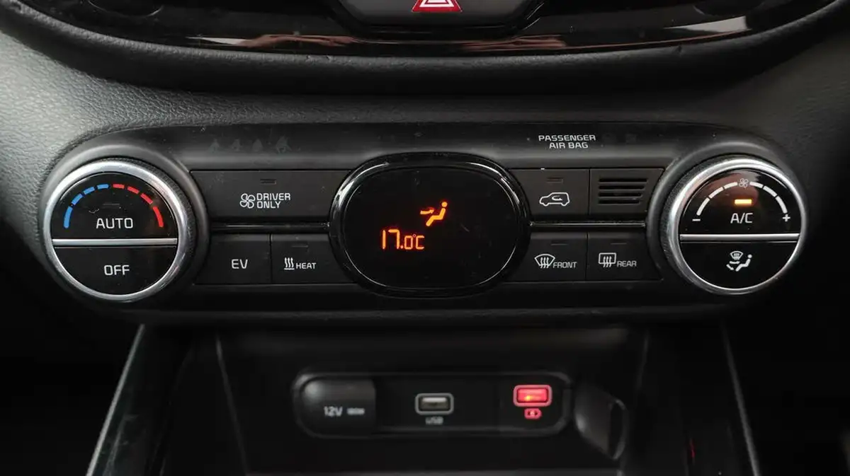 2022-kia-soul-ev-maxx-big-12